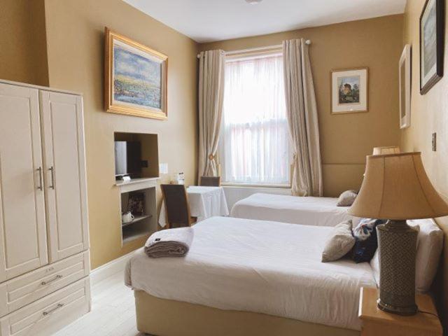 Rose Lodge Guest House Cork Exterior foto